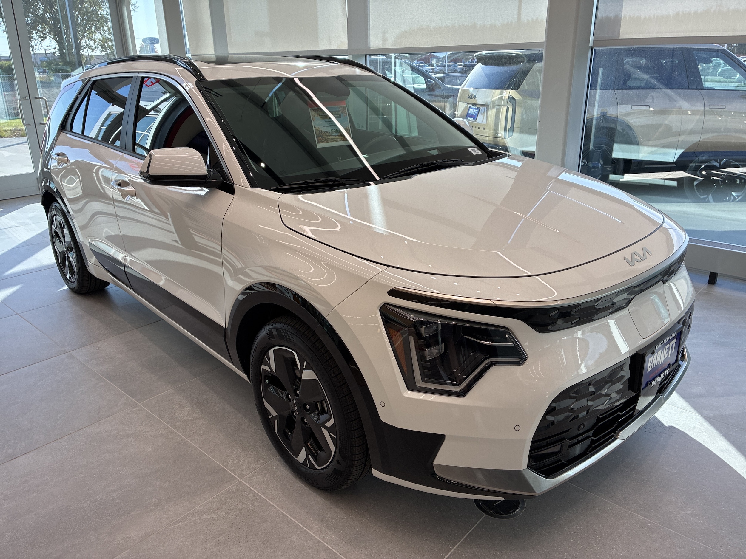 Used 2023 Kia Niro Wave with VIN KNDCT3L18P5029432 for sale in White Bear Lake, Minnesota