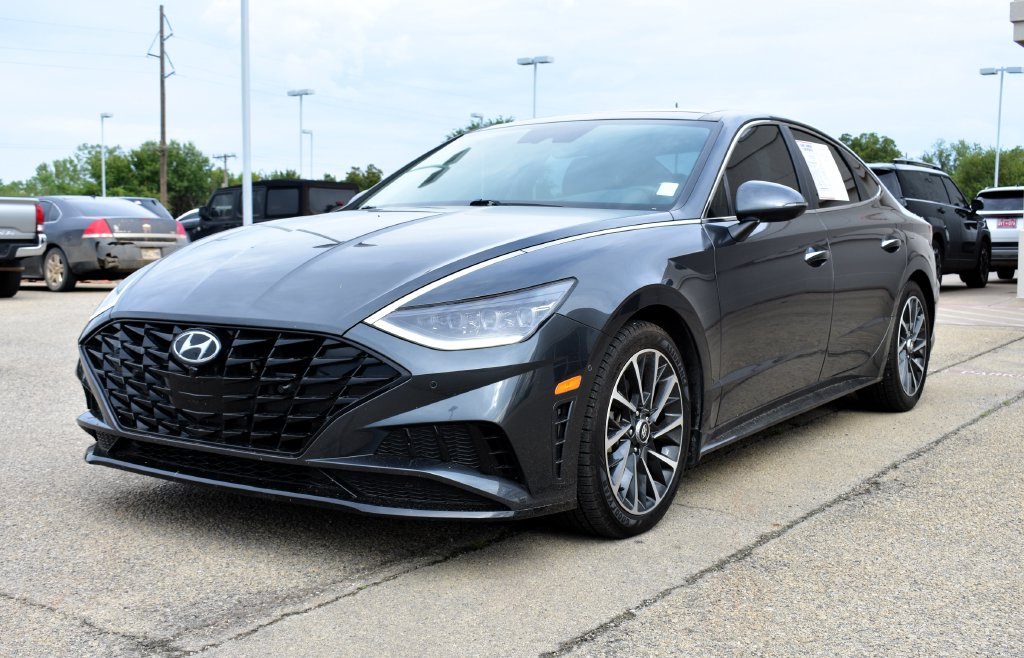 Used 2022 Hyundai Sonata Limited Sedan