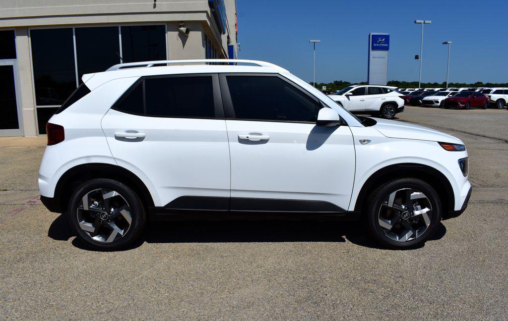 New 2026 Hyundai Venue SEL SUV