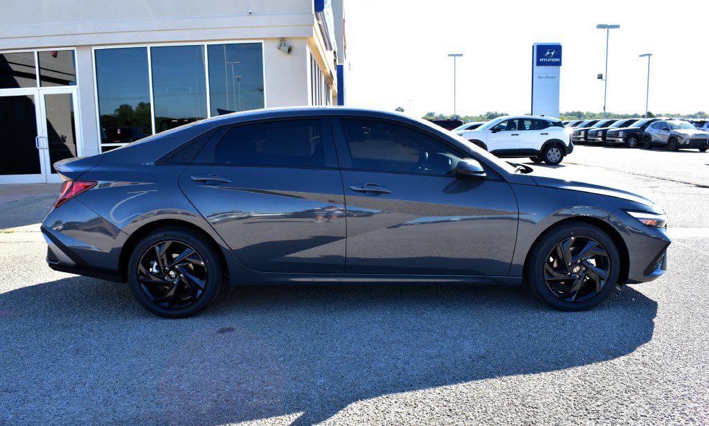 New 2026 Hyundai Elantra SEL Sport Plus Sedan