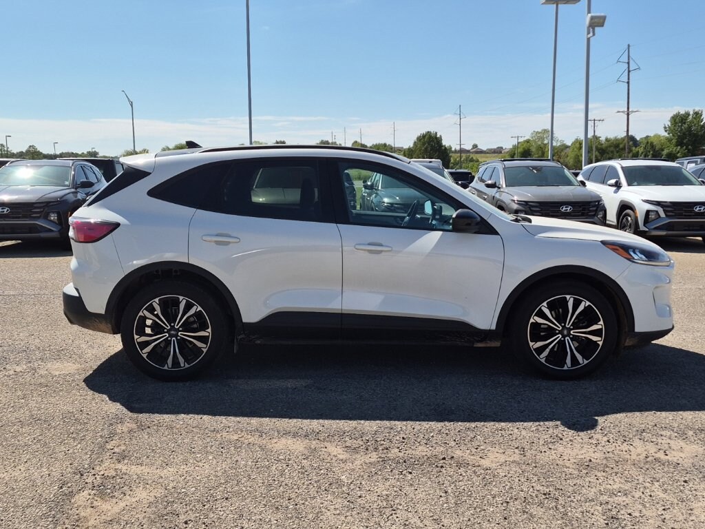 Used 2021 Ford Escape SE SUV