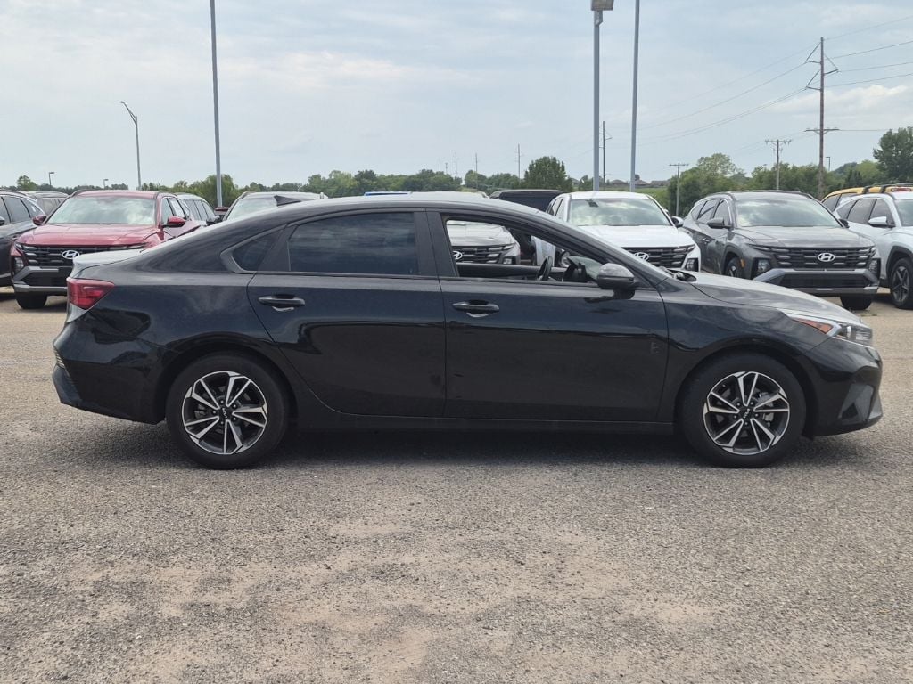 Used 2023 Kia Forte LXS Sedan