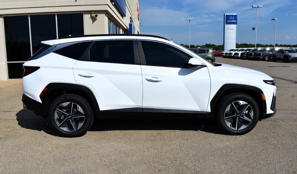 New 2026 Hyundai Tucson Hybrid SEL AWD SUV