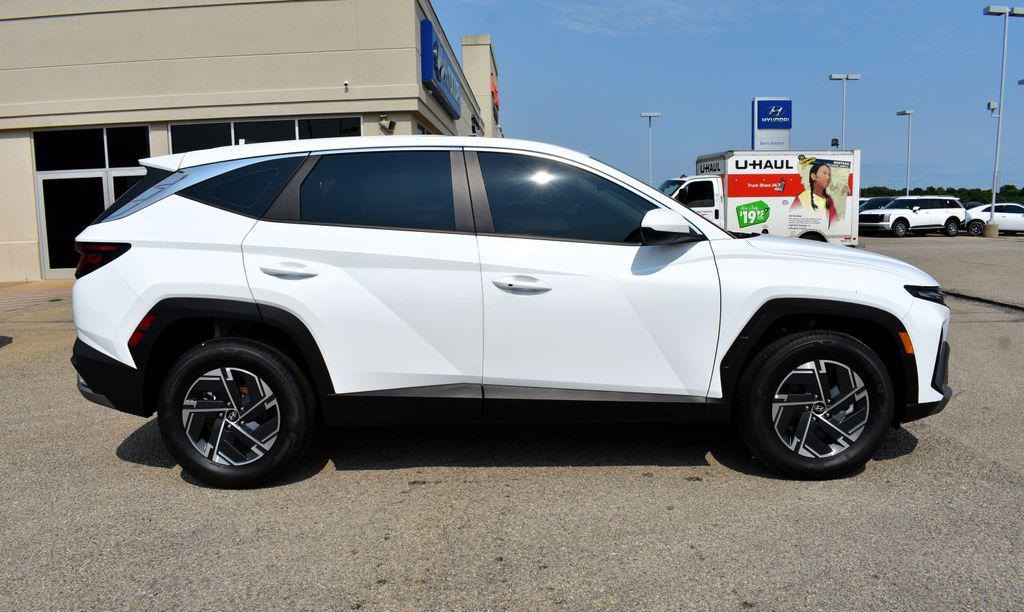New 2026 Hyundai Tucson Hybrid Blue SUV