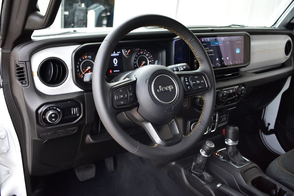 2025 Jeep Gladiator Sport S - Photo 38