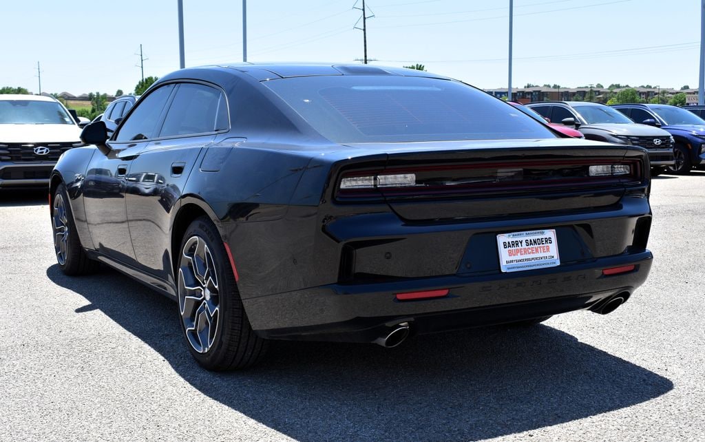 New 2026 Dodge Charger R/T PLUS 4-DOOR AWD Sedan