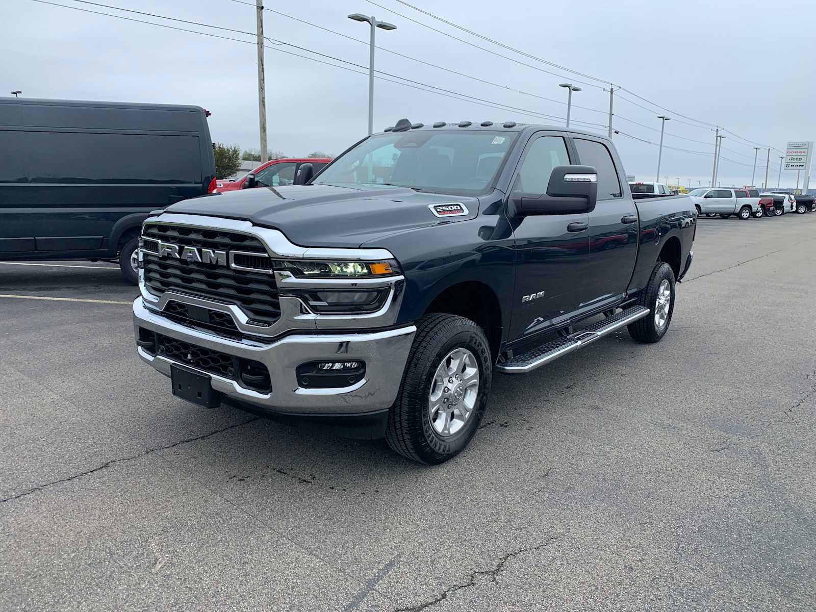 2026 Ram 2500 BIG HORN CREW CAB 4X4 6'4 BOX Pickup
