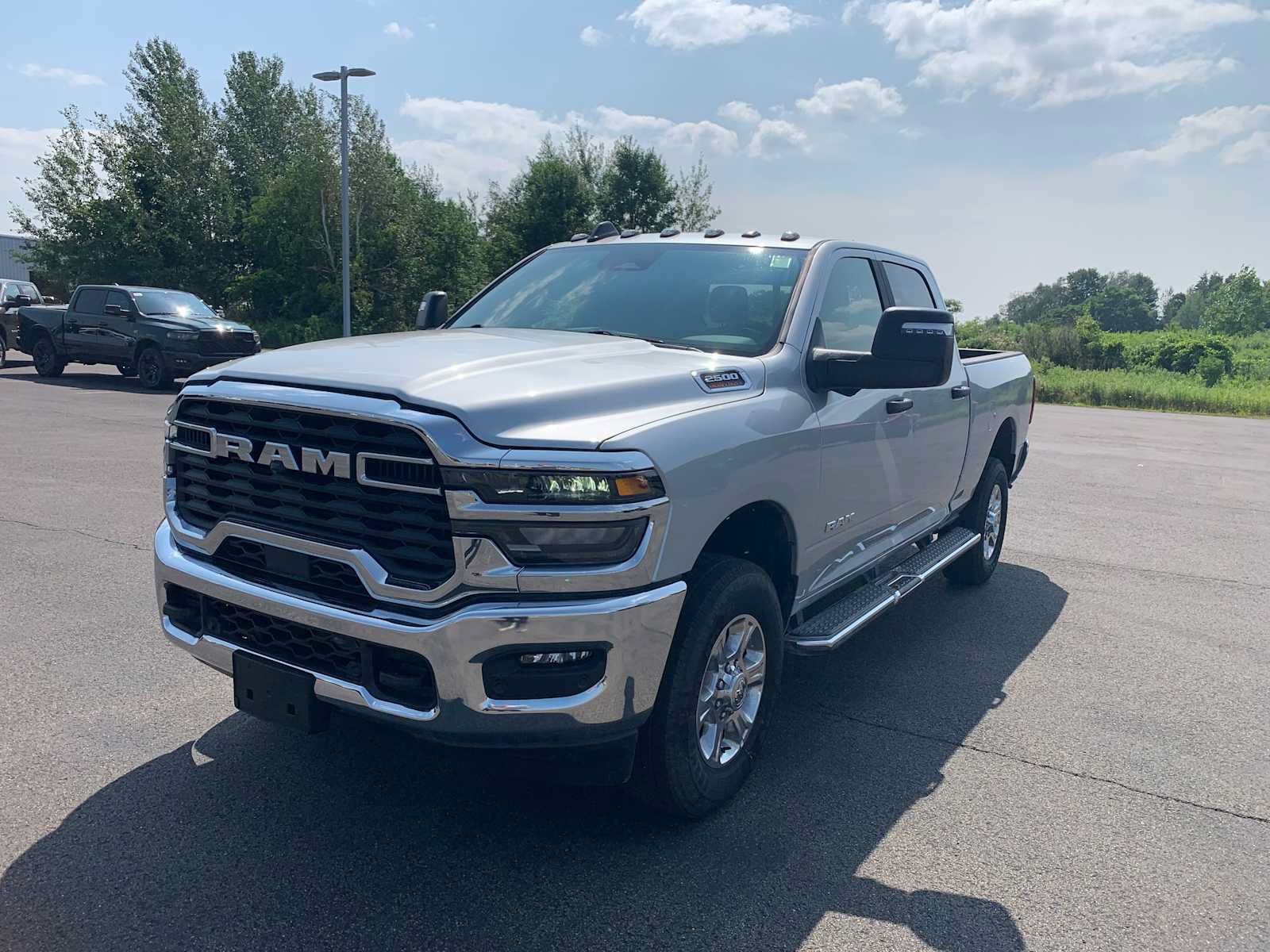 2026 Ram 2500 BIG HORN CREW CAB 4X4 6'4 BOX Pickup