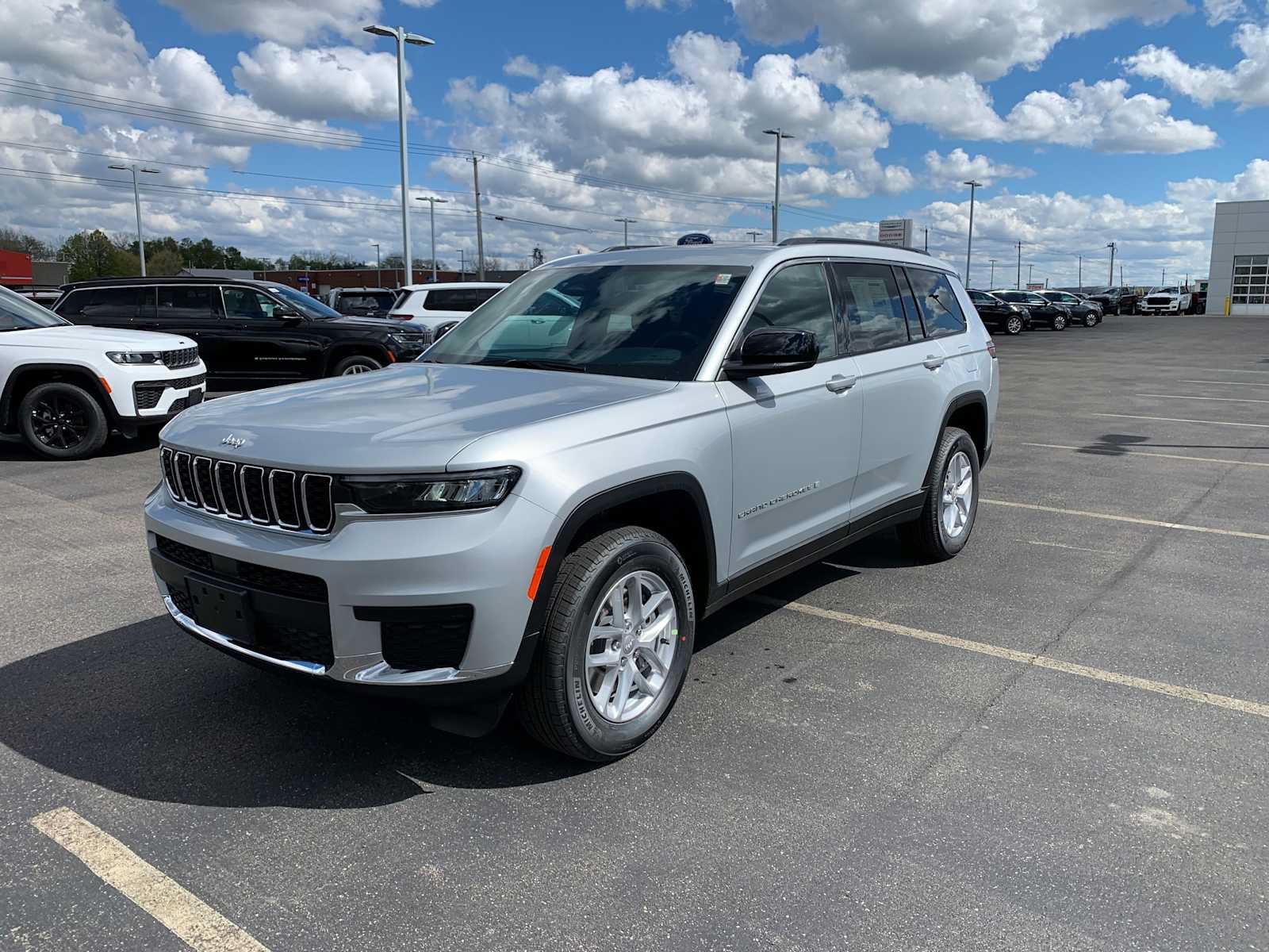 2026 Jeep Grand Cherokee L LAREDO X 4X4 Sport Utility