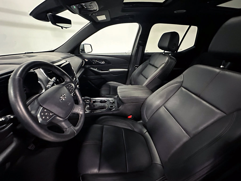 Used 2023 Chevrolet Traverse RS SUV