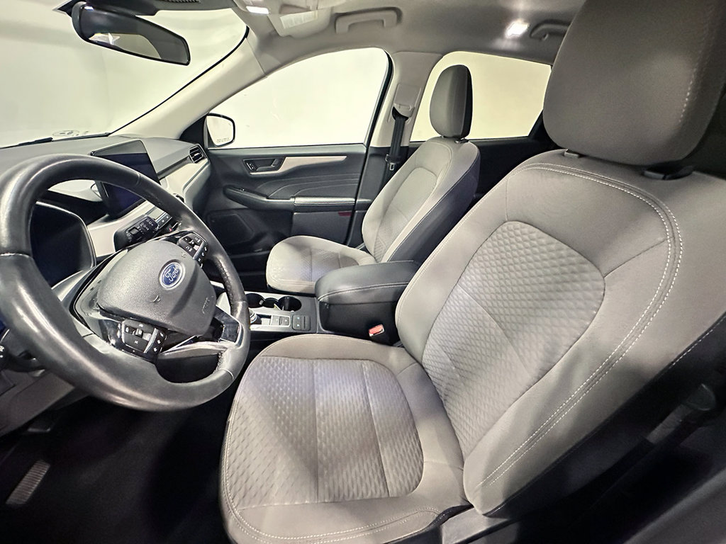 Used 2022 Ford Escape SE SUV