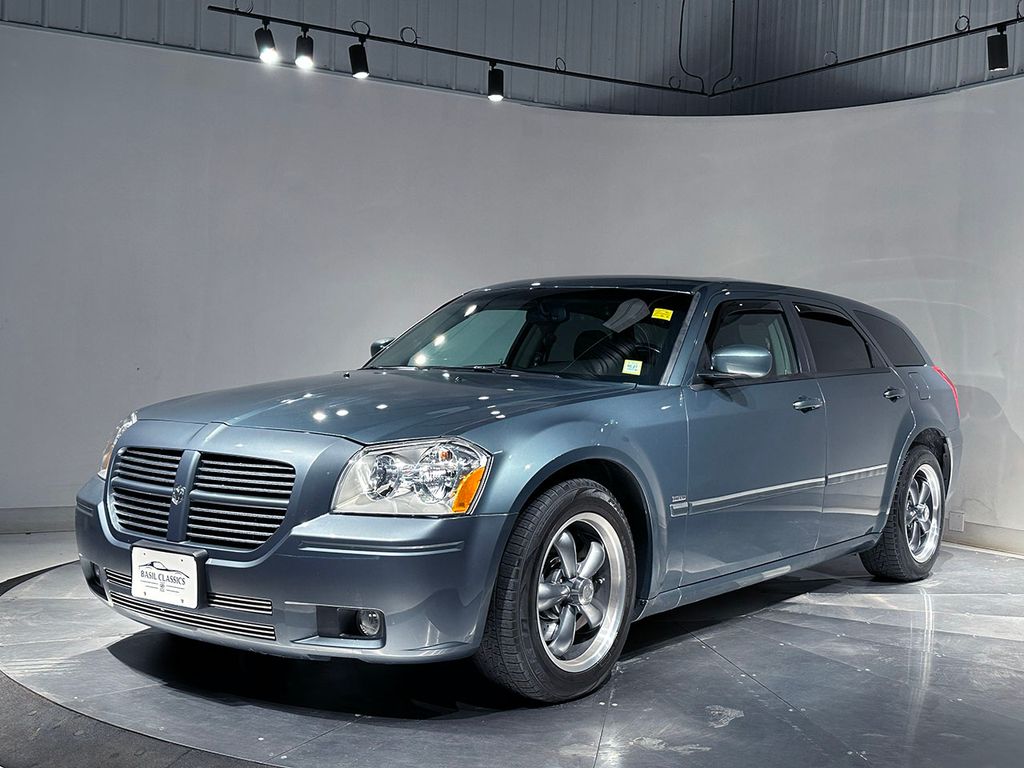 Used 2005 Dodge Magnum R/T Wagon