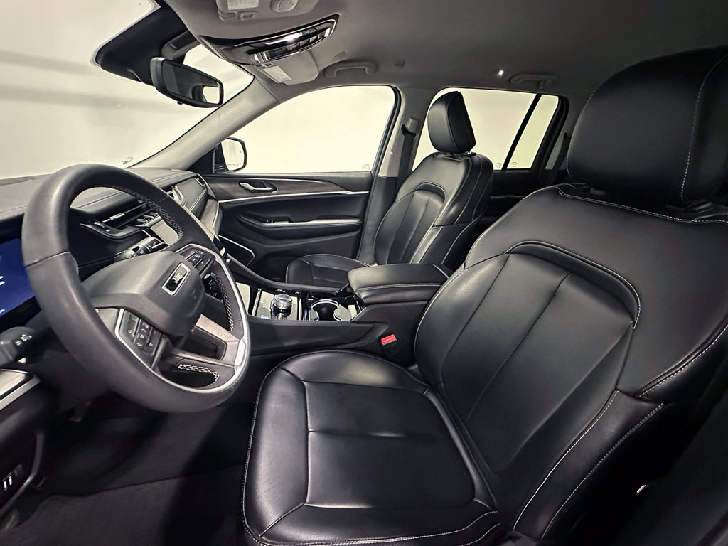 Used 2023 Jeep Grand Cherokee Limited SUV