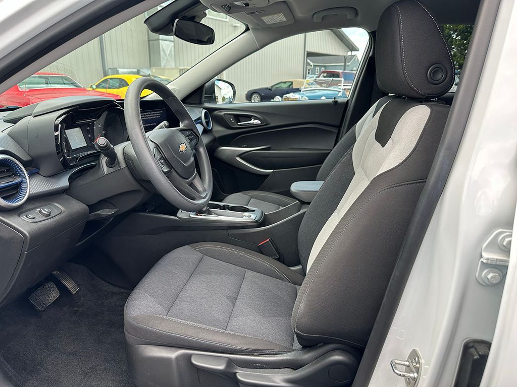 Used 2024 Chevrolet Trax LS SUV