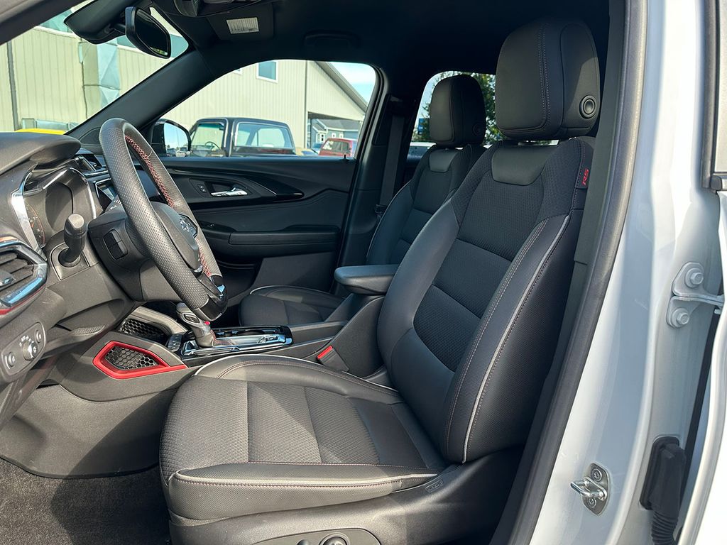 Used 2023 Chevrolet Trailblazer RS SUV