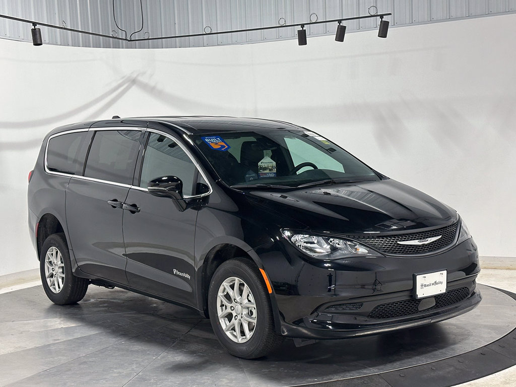 Used 2027 Chrysler Pacifica Wheelchair Accessible-LX Minivan/Van