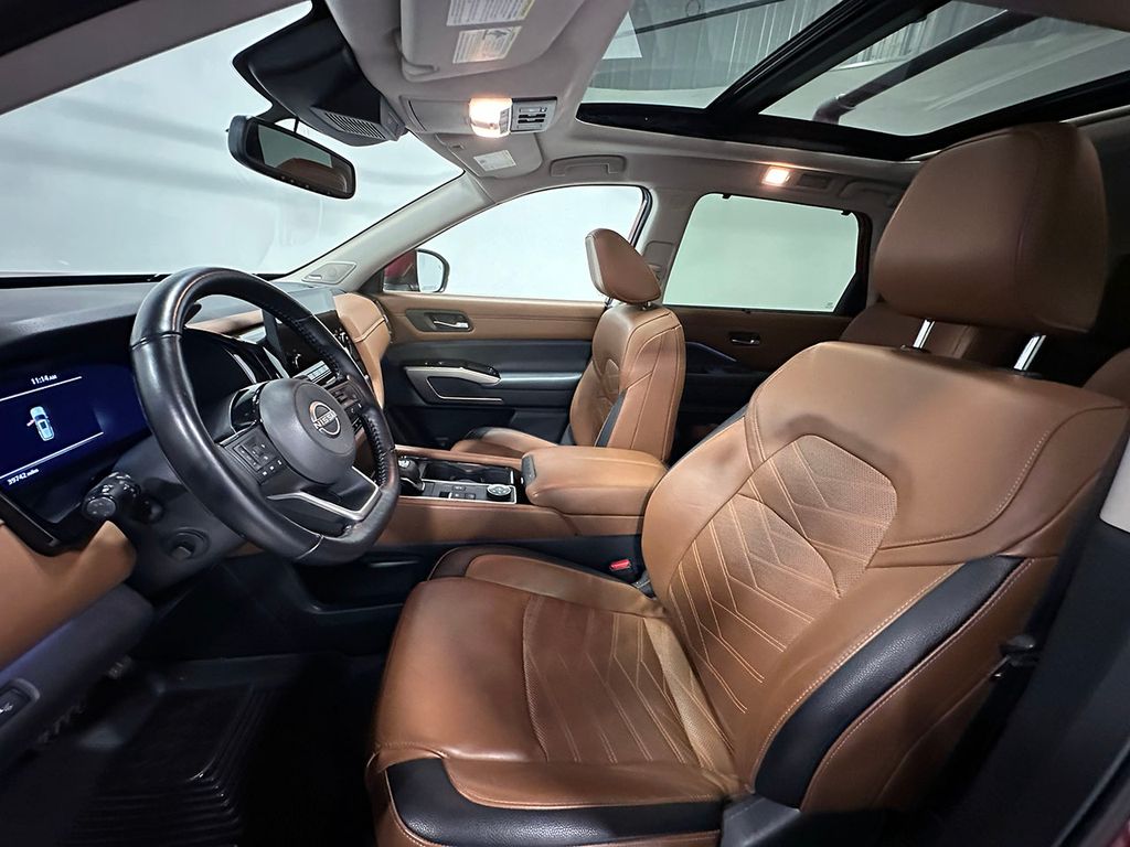 Used 2022 Nissan Pathfinder Platinum SUV