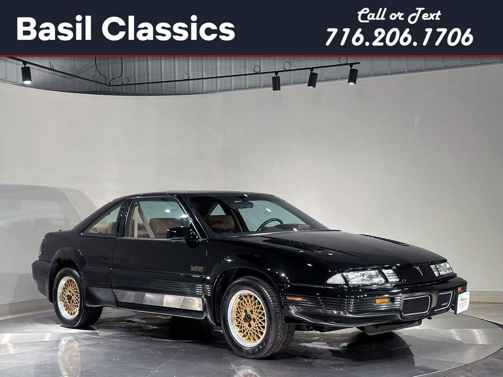  Pontiac Grand Prix