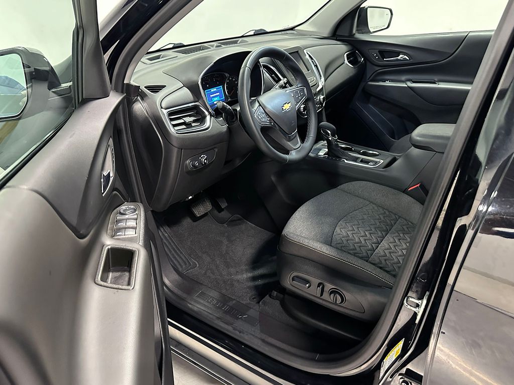 Used 2024 Chevrolet Equinox LT SUV