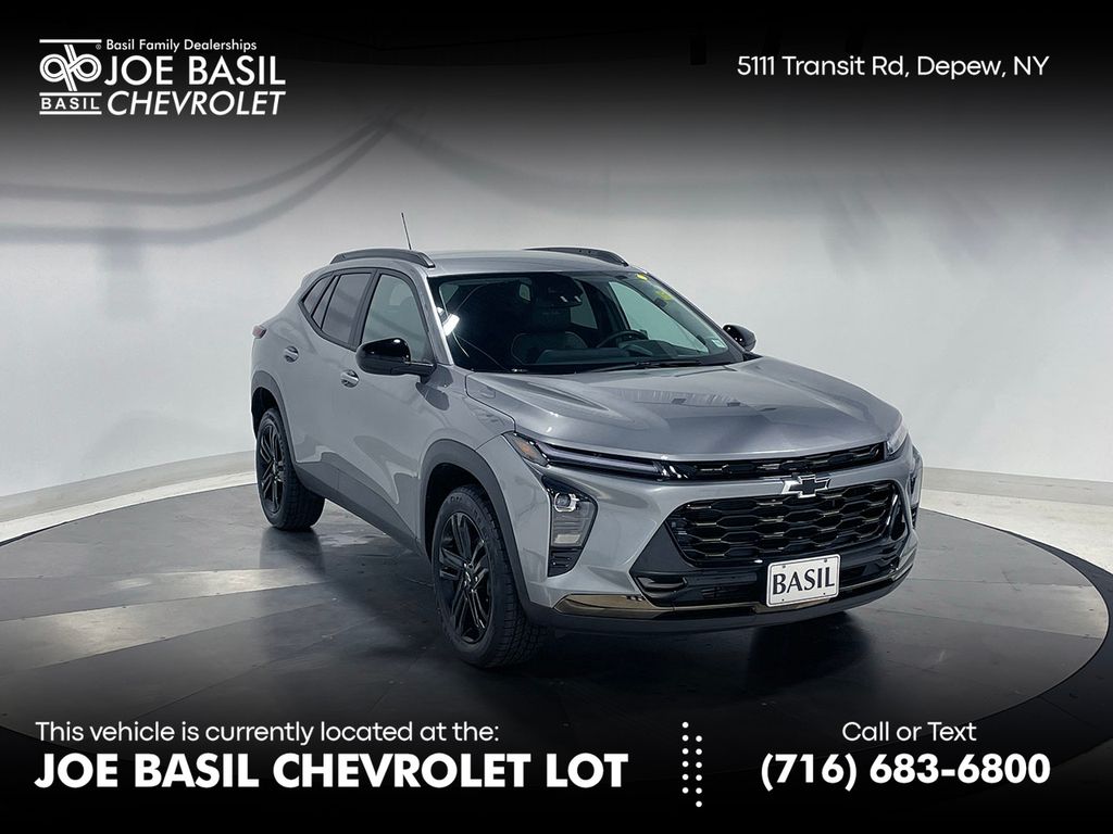 Used 2025 Chevrolet Trax Activ SUV
