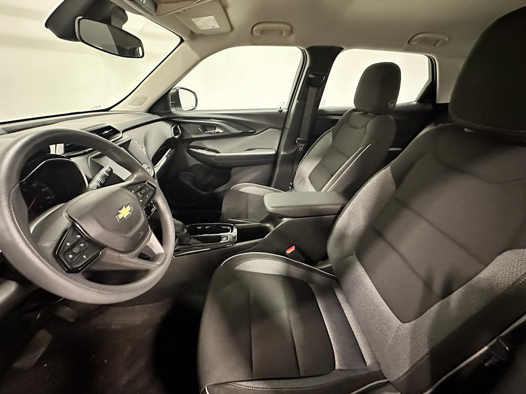 Used 2023 Chevrolet Trailblazer LS SUV