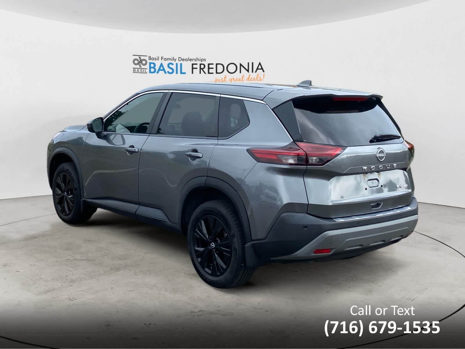 Used 2023 Nissan Rogue SV AWD