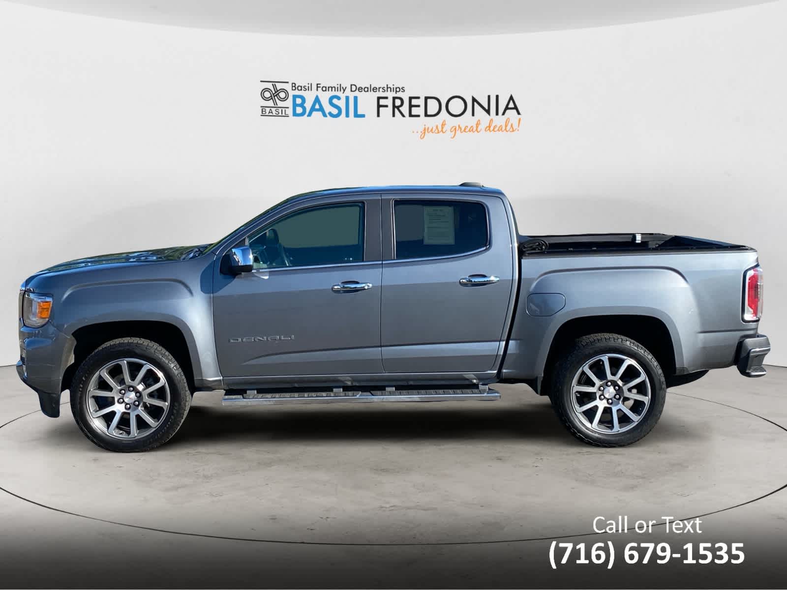 Used 2022 GMC Canyon 4WD Denali Crew Cab 128 Crew Cab 128