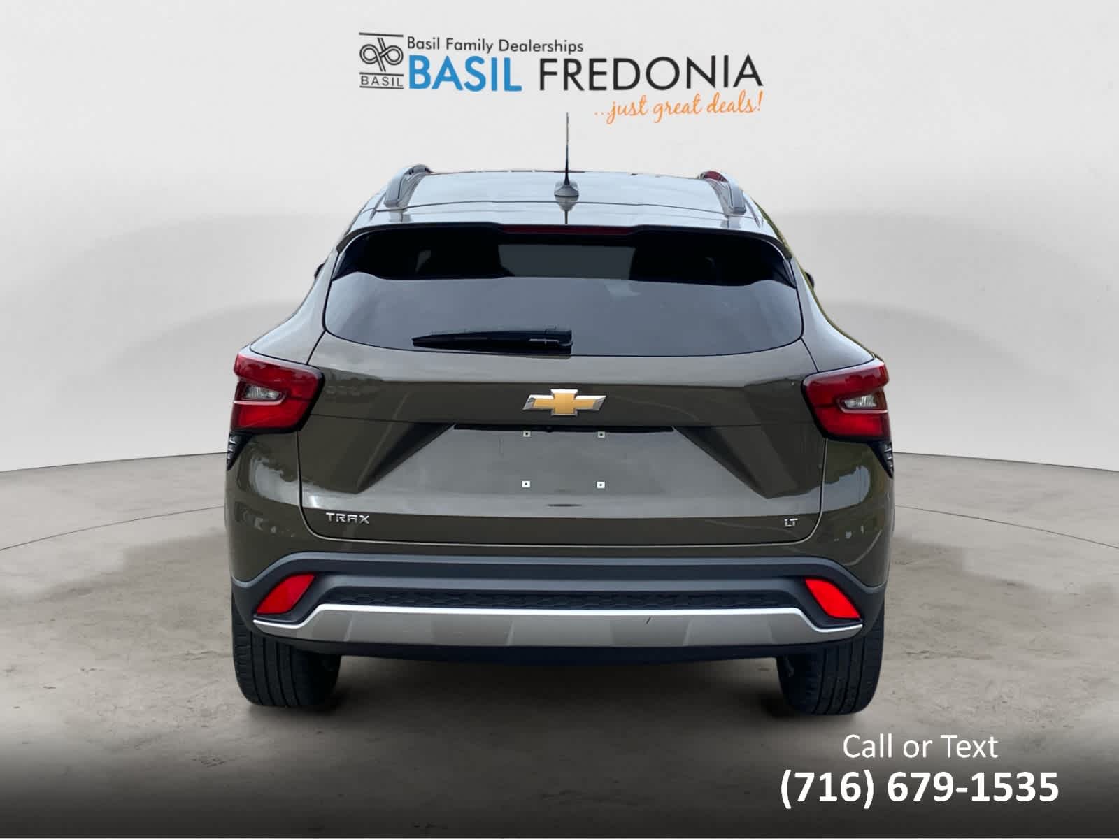 Used 2024 Chevrolet Trax LT FWD
