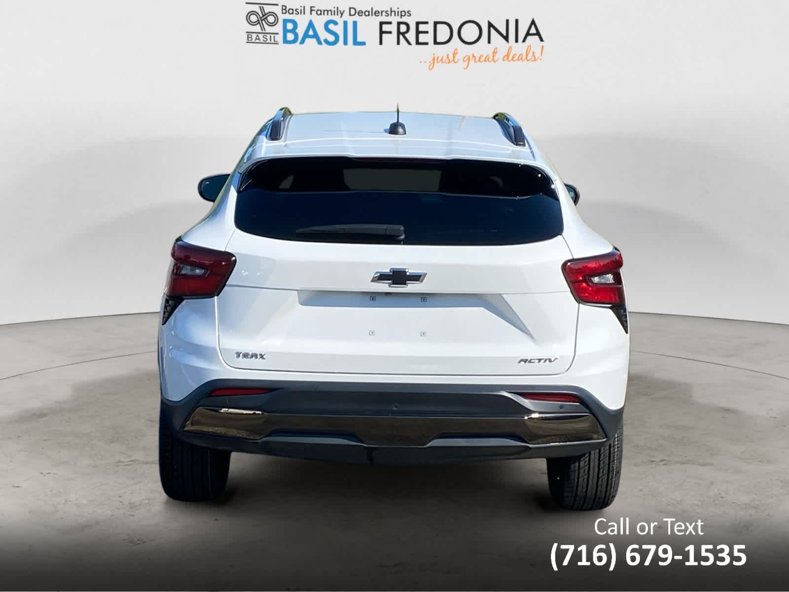 Used 2025 Chevrolet Trax Activ FWD
