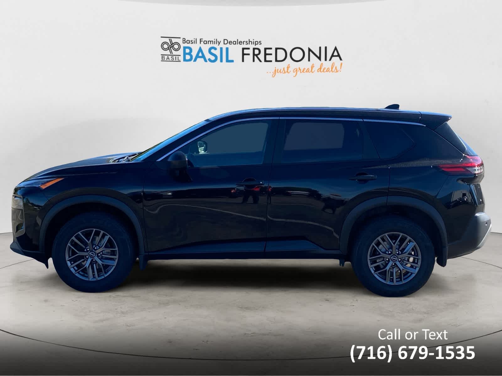 Used 2023 Nissan Rogue S AWD