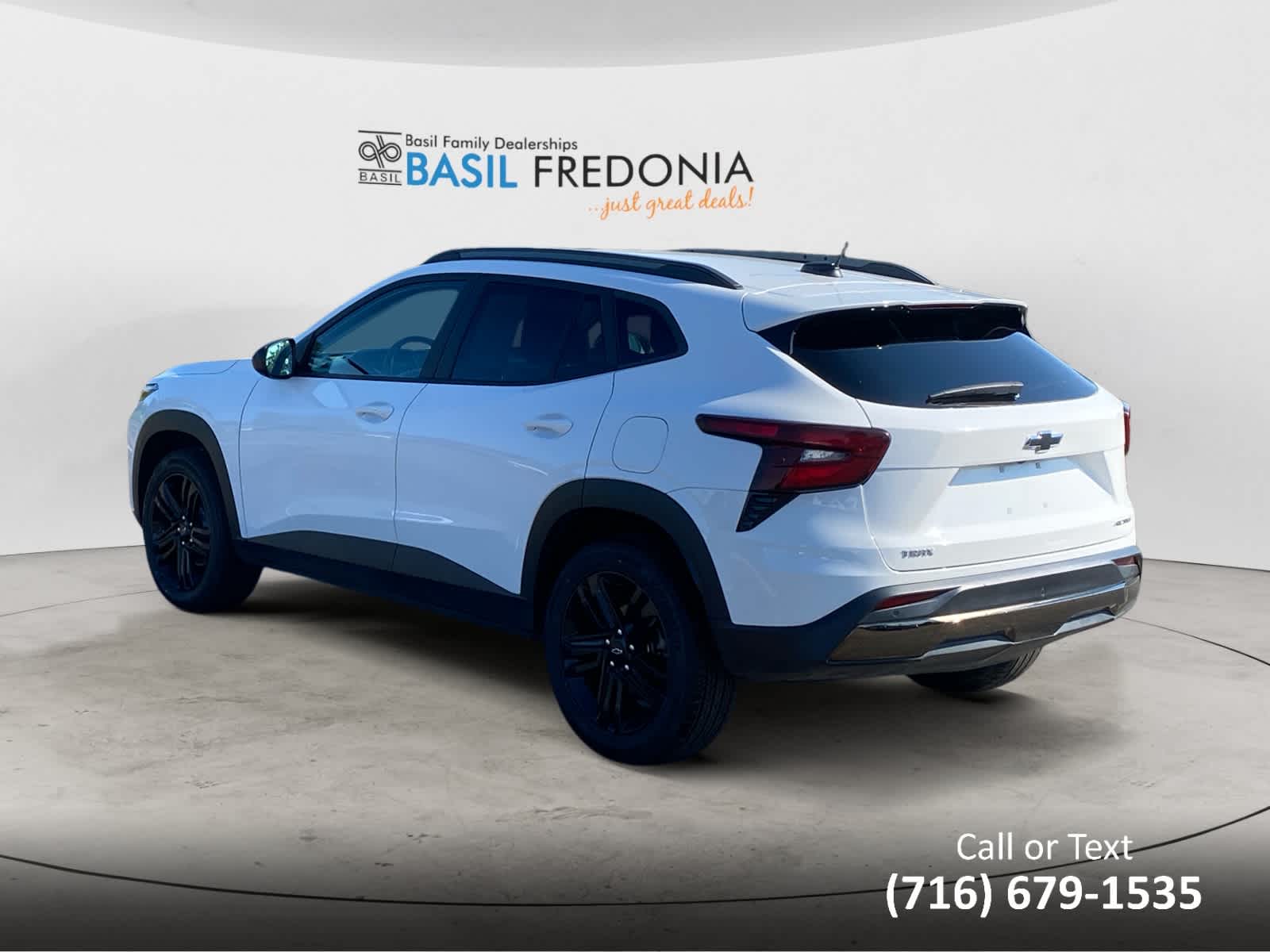 Used 2025 Chevrolet Trax Activ FWD