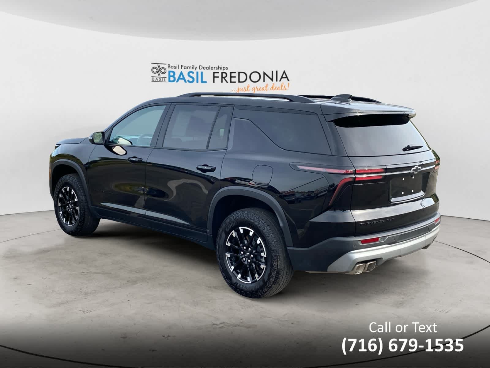 Used 2026 Chevrolet Traverse AWD Z71