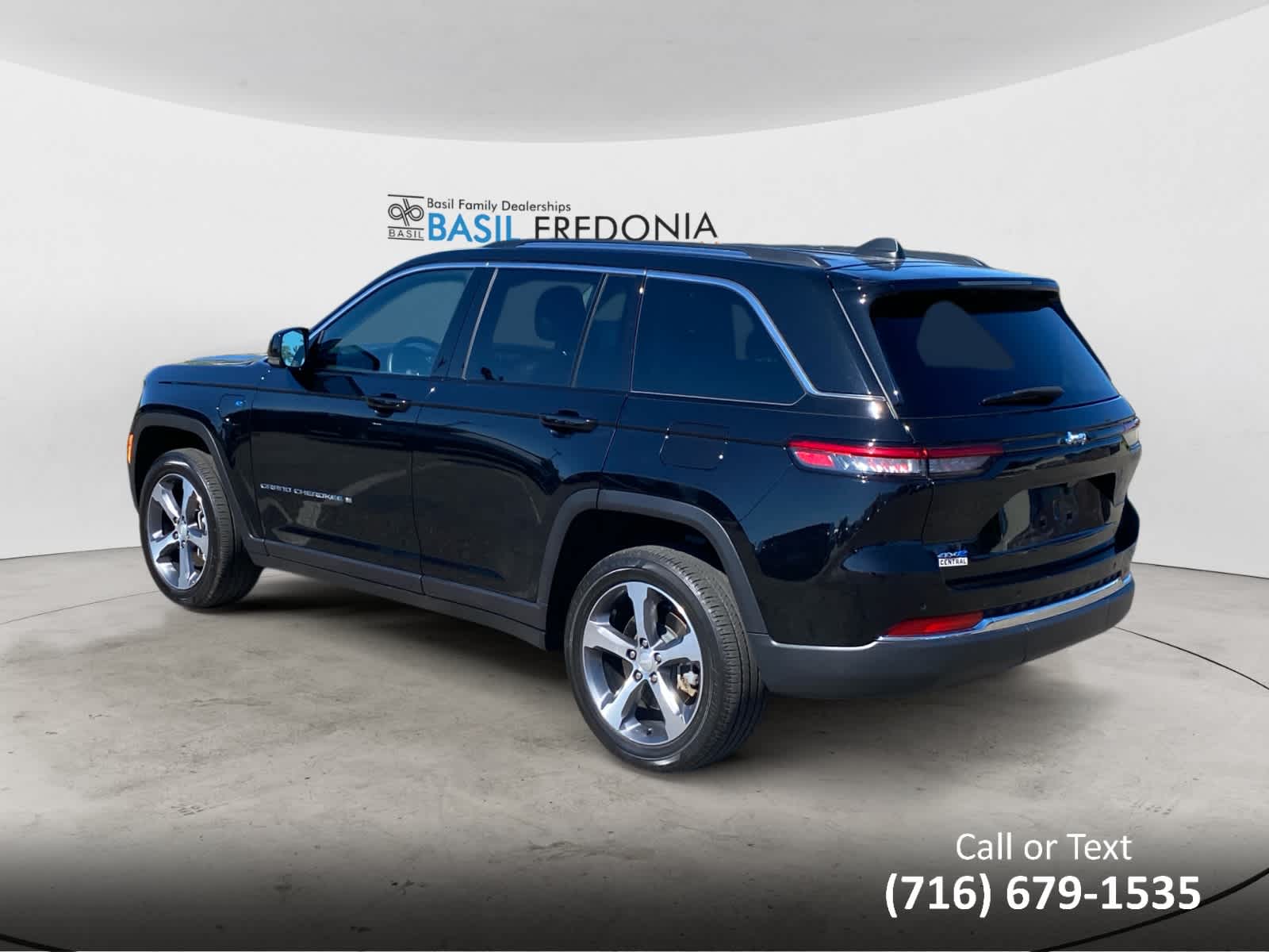 Used 2023 Jeep Grand Cherokee 4xe 4x4
