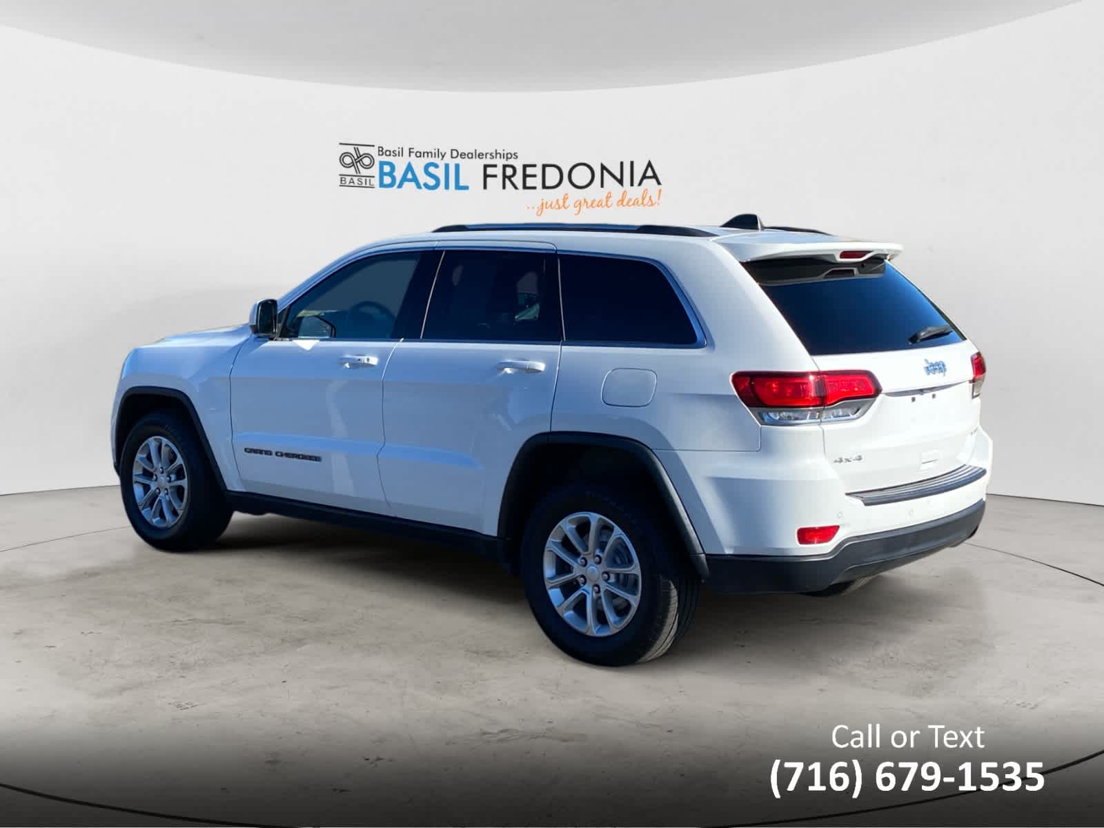 Used 2021 Jeep Grand Cherokee Laredo X 4x4