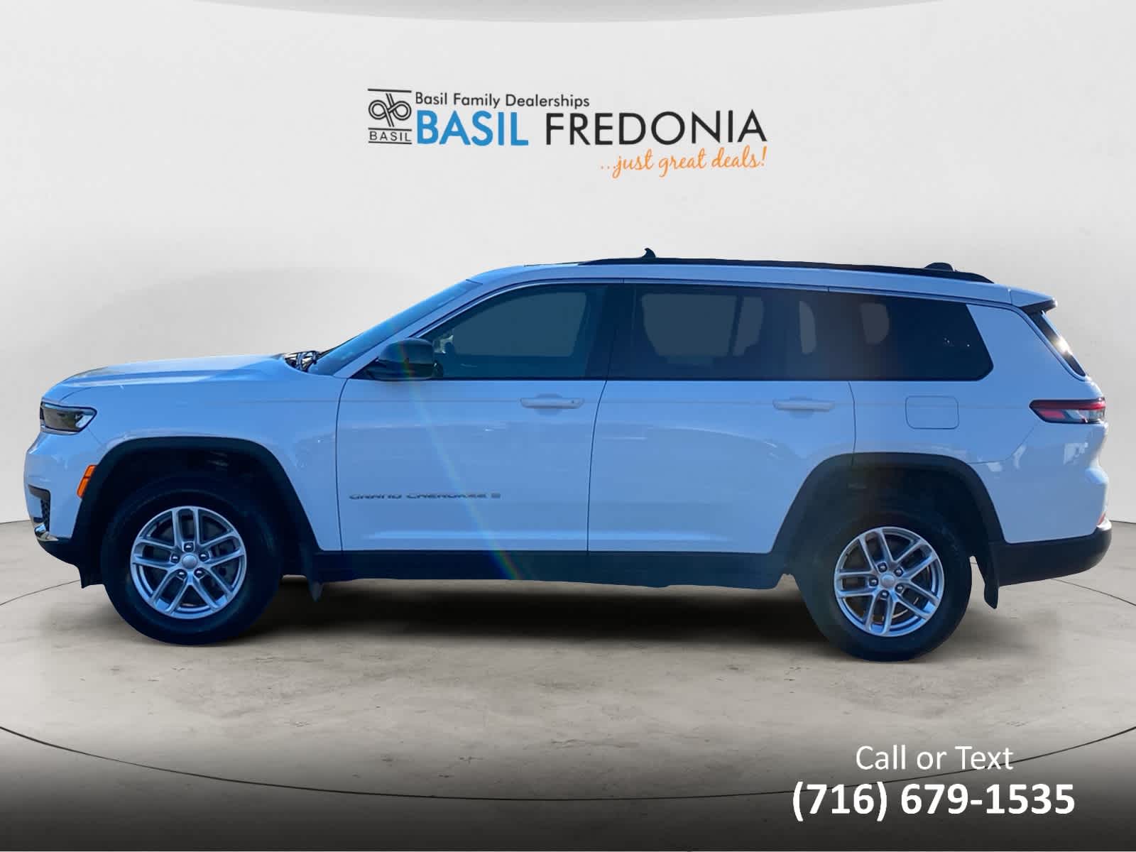 Used 2025 Jeep Grand Cherokee L Laredo X 4x4