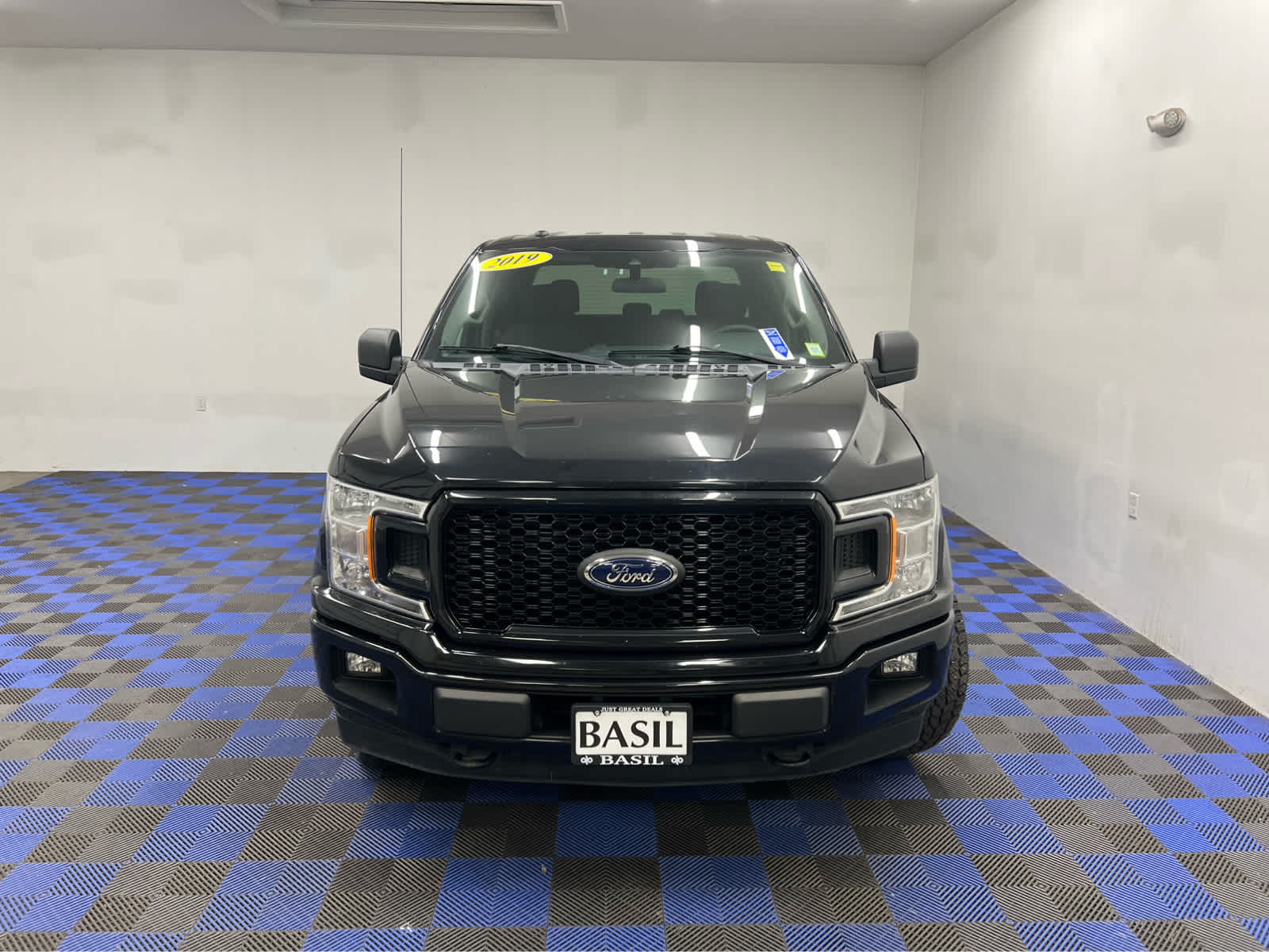 Used 2019 Ford F-150 XL 4WD Supercrew 5.5 Box Truck SuperCrew Cab