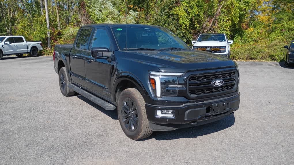 Used 2024 Ford F-150 Lariat 4WD Supercrew 5.5 Box Truck SuperCrew Cab