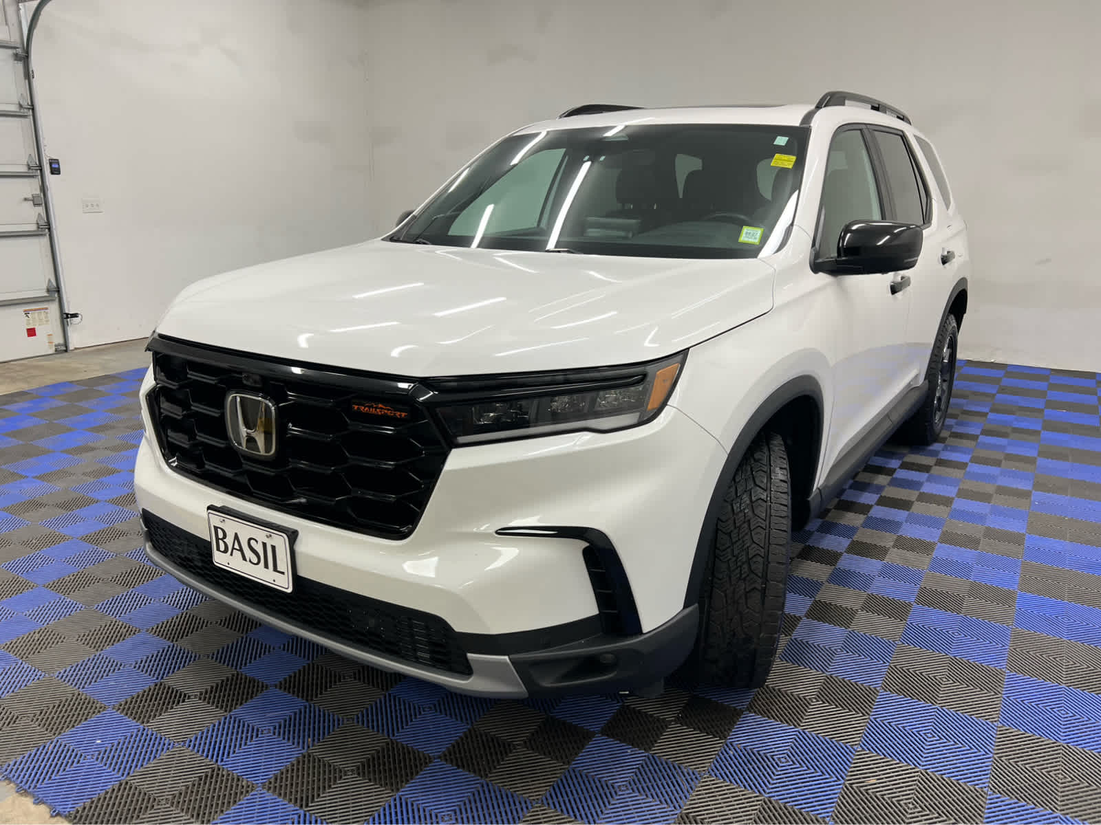 Used 2024 Honda Pilot TrailSport SUV