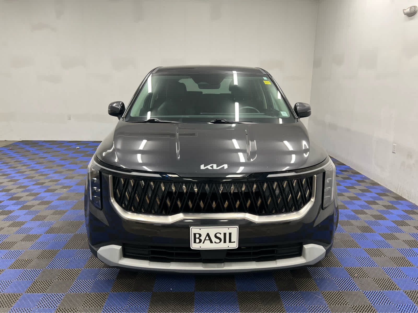 Used 2025 Kia Carnival LXS Van Passenger Van