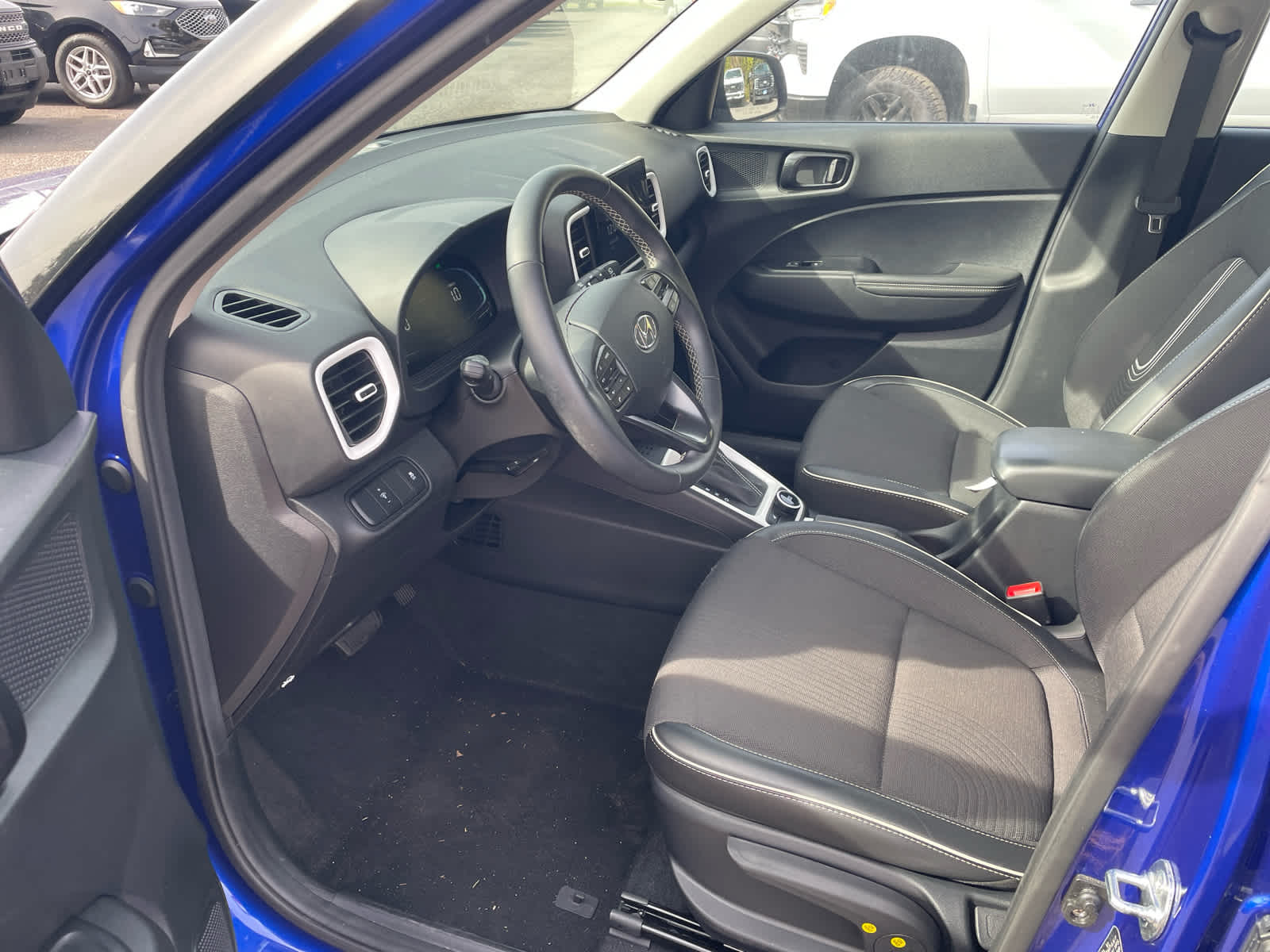 Used 2024 Hyundai Venue Limited SUV