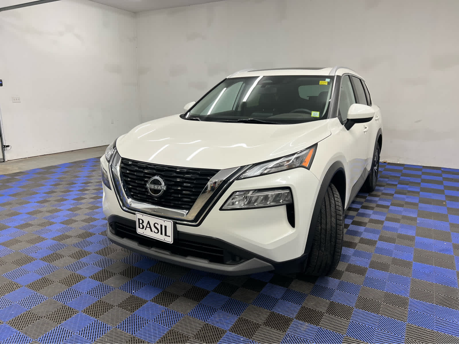 Used 2023 Nissan Rogue SV SUV
