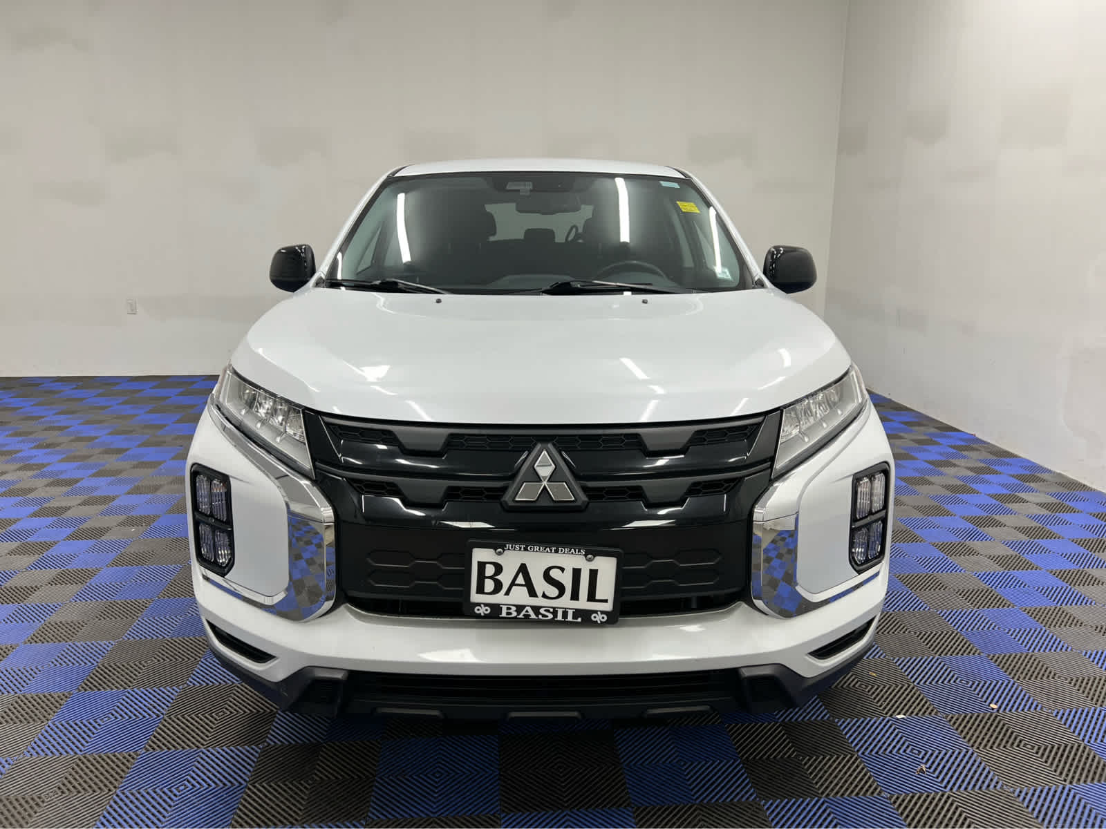 Used 2023 Mitsubishi Outlander Sport LE SUV