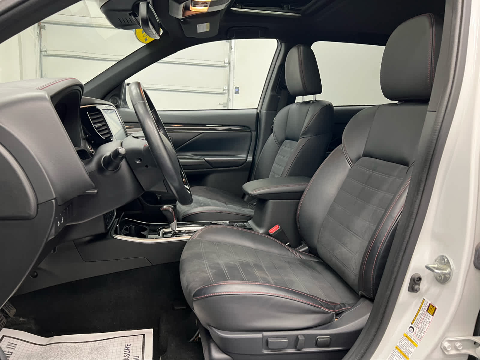 Used 2020 Mitsubishi Outlander LE CUV