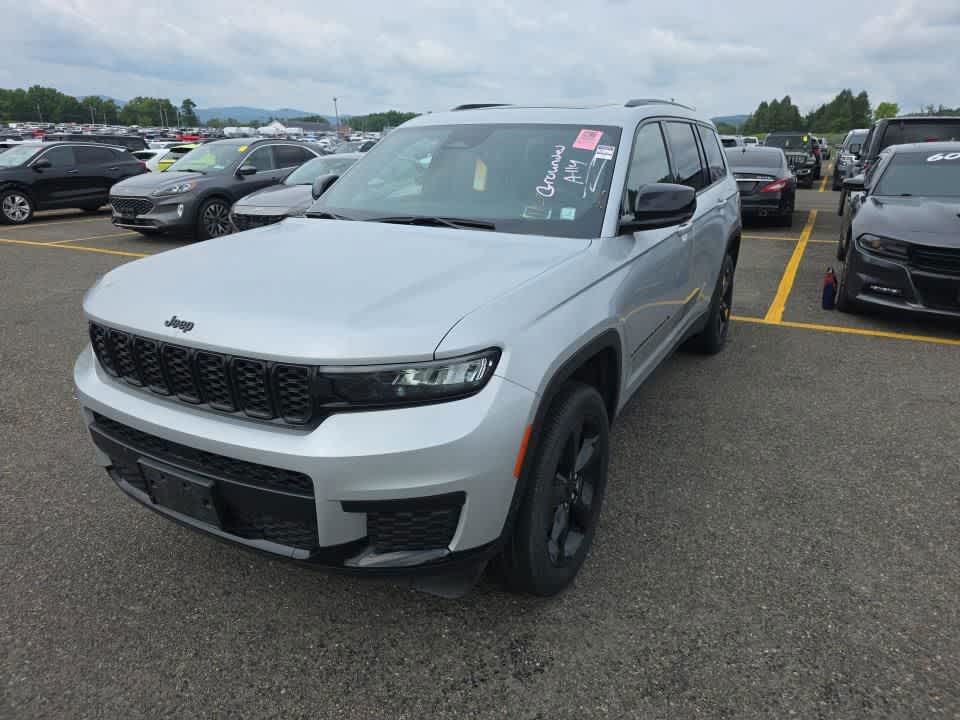 Used 2023 Jeep Grand Cherokee L Altitude 4x4