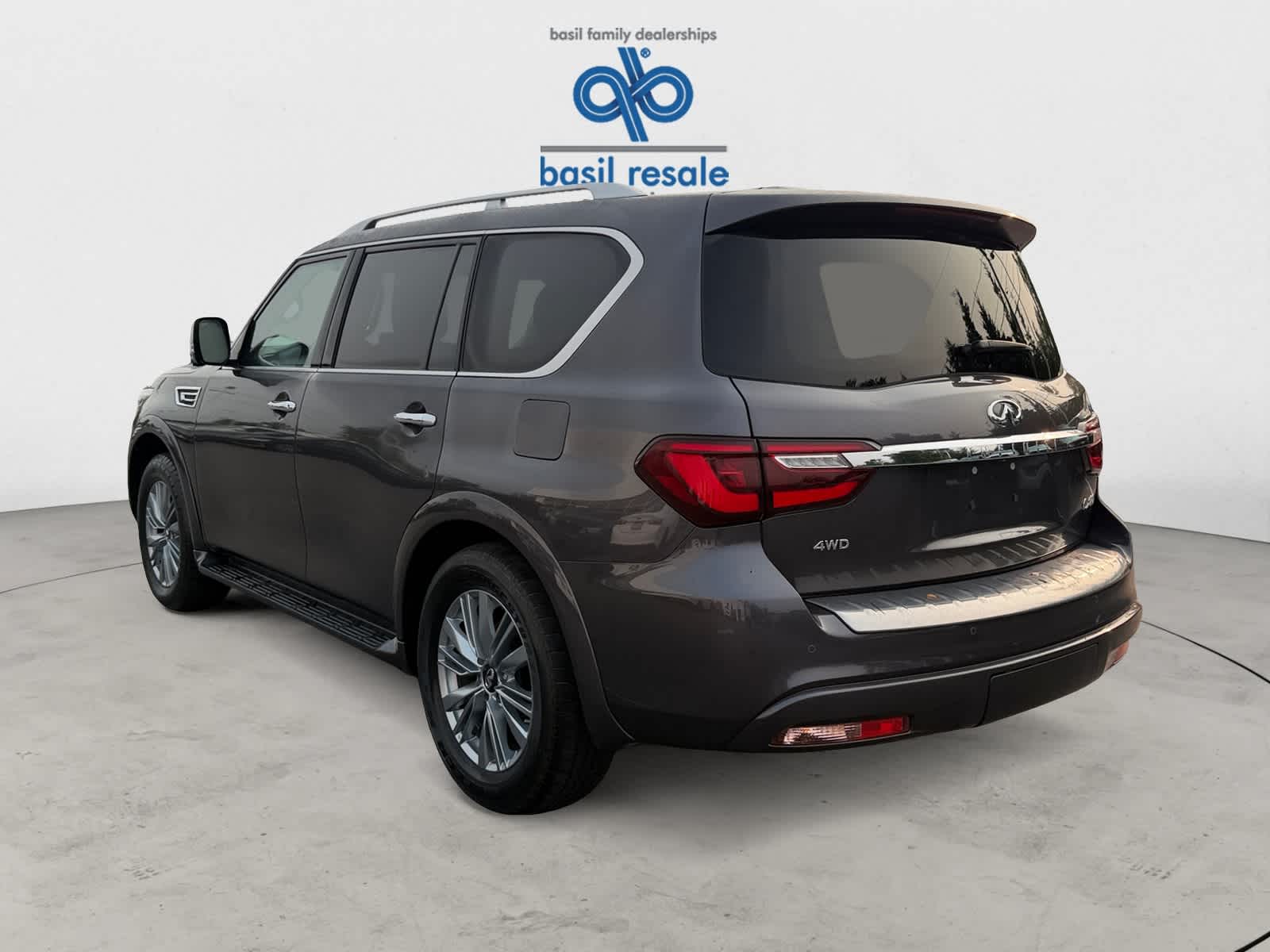 Used 2024 INFINITI QX80 Luxe AWD
