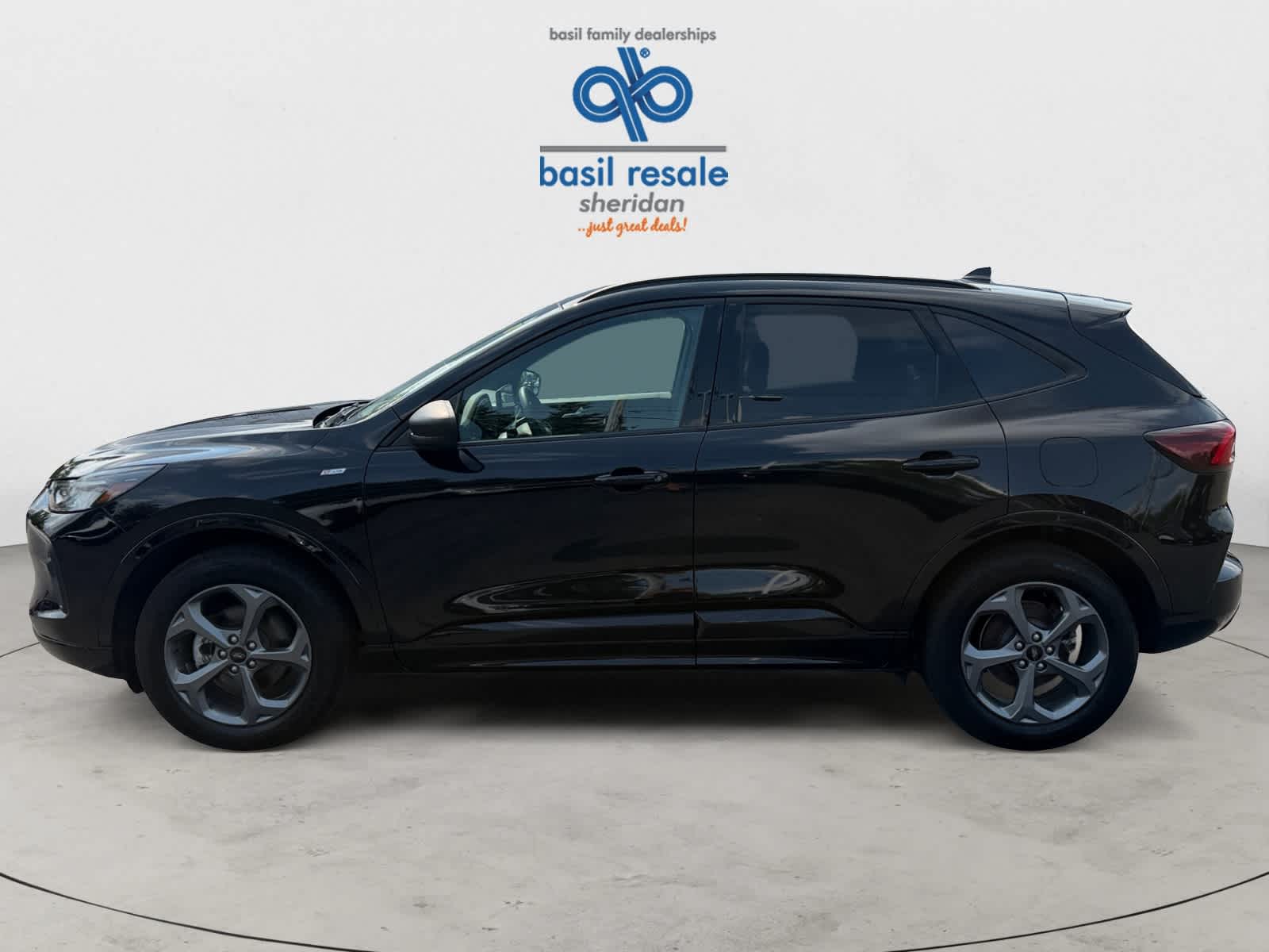 Used 2024 Ford Escape ST-Line AWD