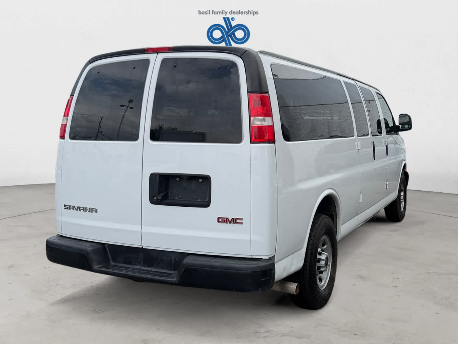 Used 2022 GMC Savana Passenger LS RWD 3500 155