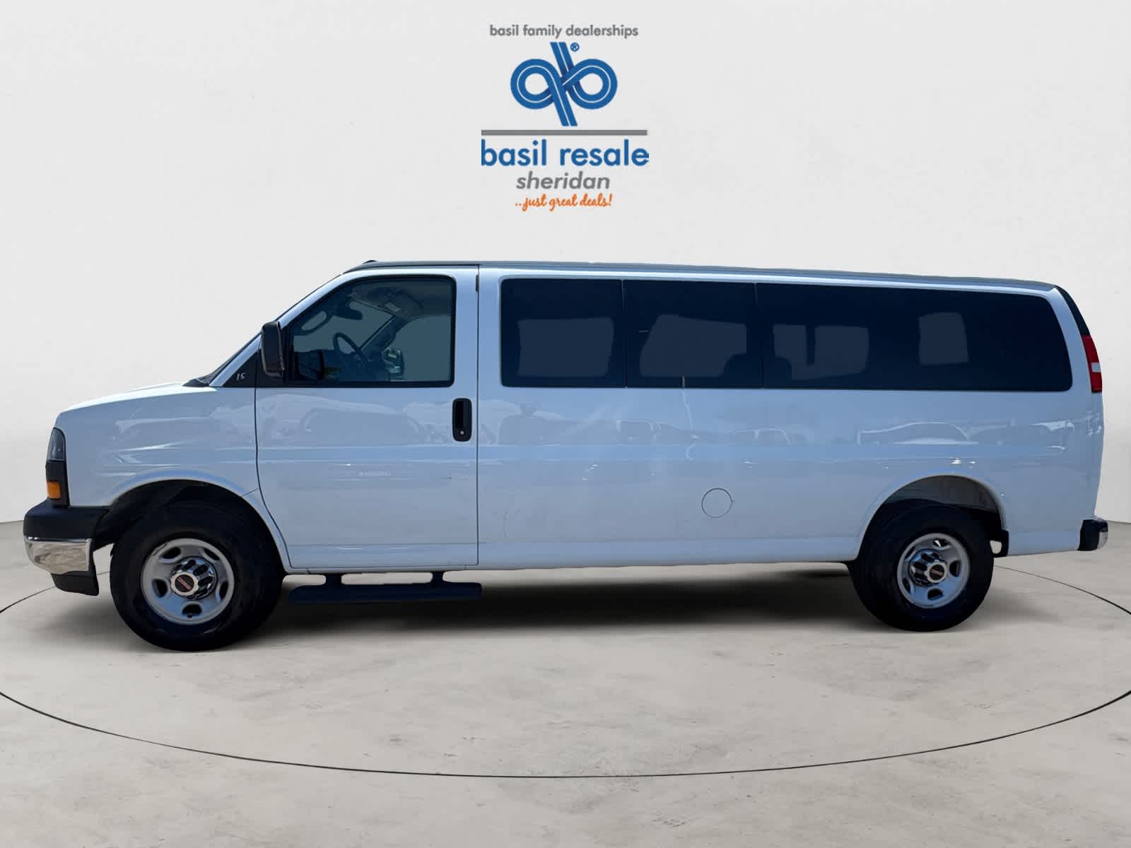 Used 2025 GMC Savana Passenger LT RWD 3500 155