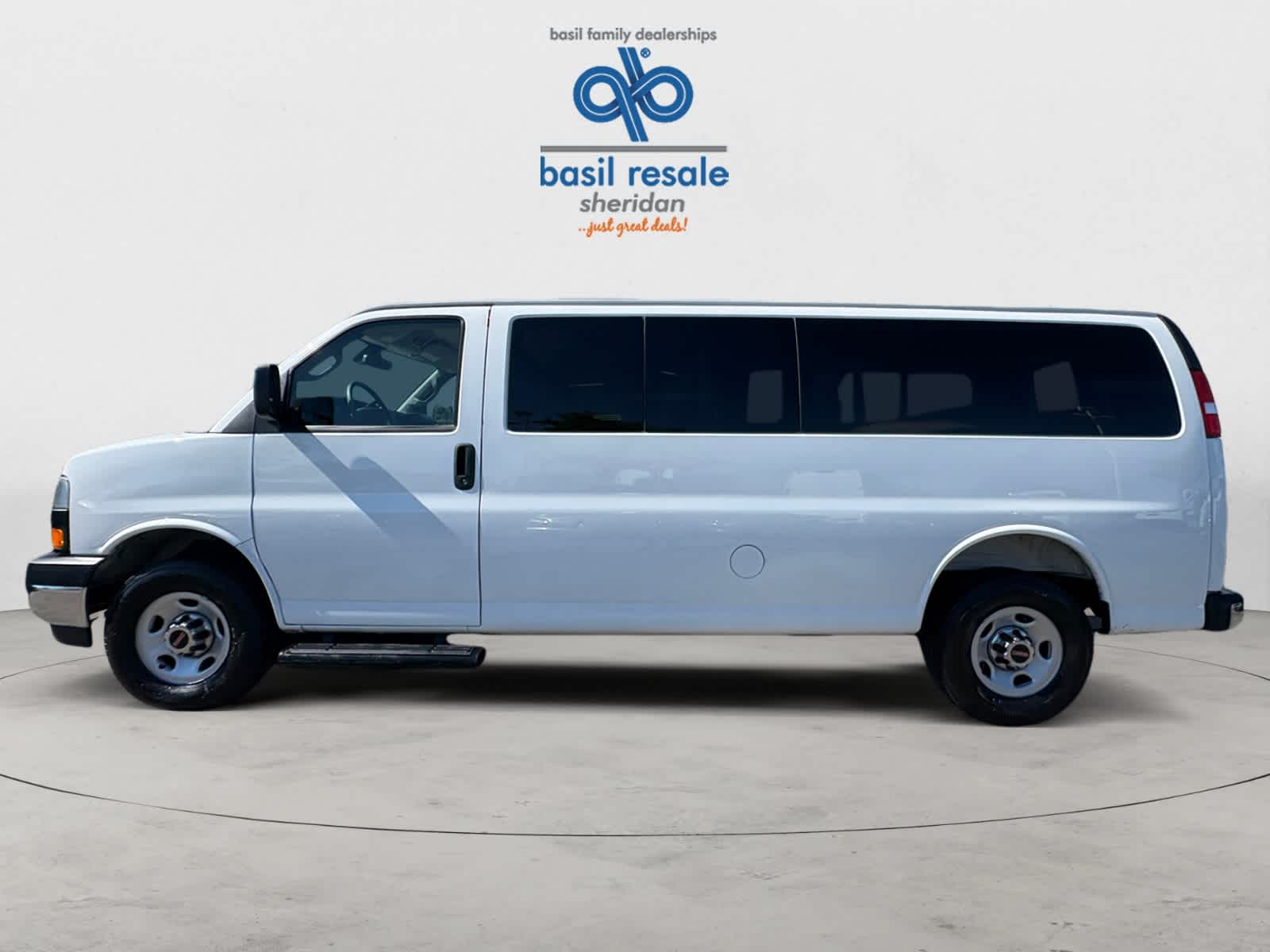 Used 2025 GMC Savana Passenger LT RWD 3500 155