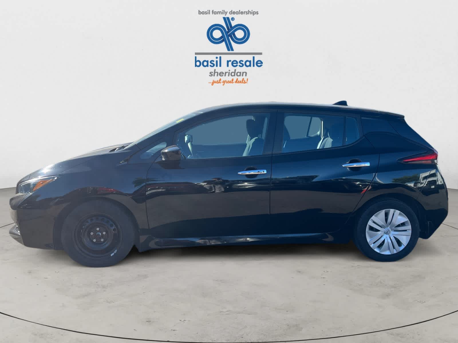 Used 2023 Nissan Leaf S Hatchback